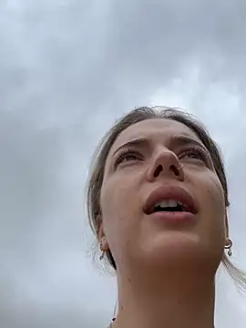 Snapshot of LexyGold chatting on 27, 10, 2025 LexyGold online show from 27, 10, 2025