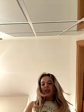 Snapshot of LexyGold chatting on 7, 11, 2025 LexyGold online show from 7, 11, 2025