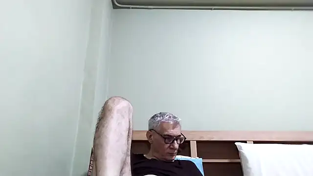 BIGUNCUTHARDCOCK online show from 16, 1, 2026