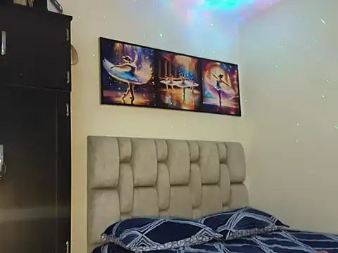 Angellyg online show from 19, 4, 2026