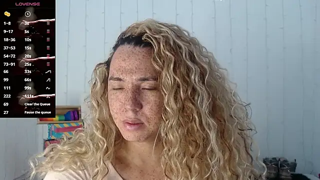 SofiaMadisson online show from 7, 1, 2025