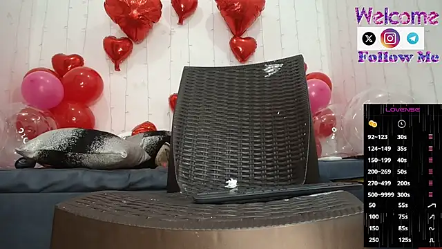 SofiaMadisson online show from 8, 2, 2025