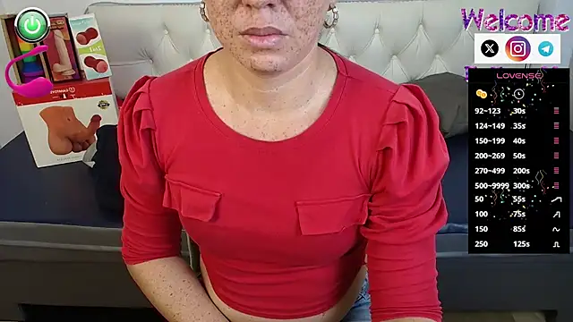 SofiaMadisson online show from 1, 3, 2025