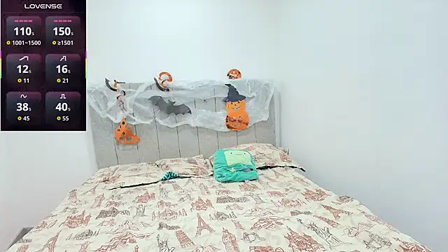 Snapshot of Samyq8 chatting on 9, 10, 2025 Samyq8 online show from 9, 10, 2025