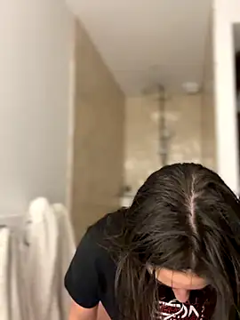 Snapshot of _Juliette chatting on 28, 11, 2025 Juliette online show from 28, 11, 2025