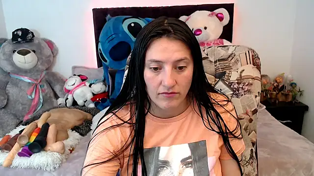 Lorenahot 06 online show from 7, 11, 2025