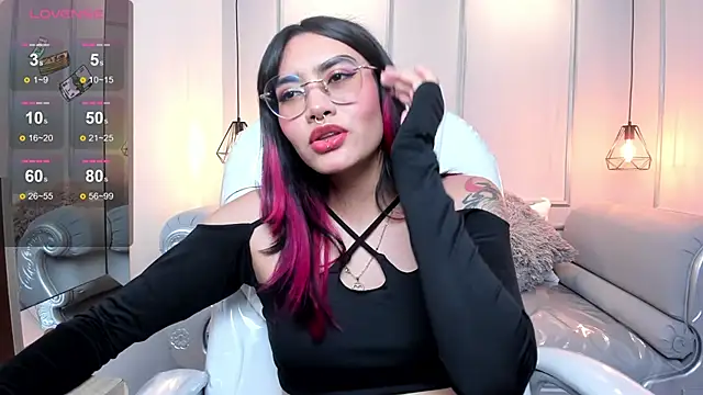 Snapshot of AzuraKindong chatting on 31, 12, 2024 AzuraKindong online show from 31, 12, 2024
