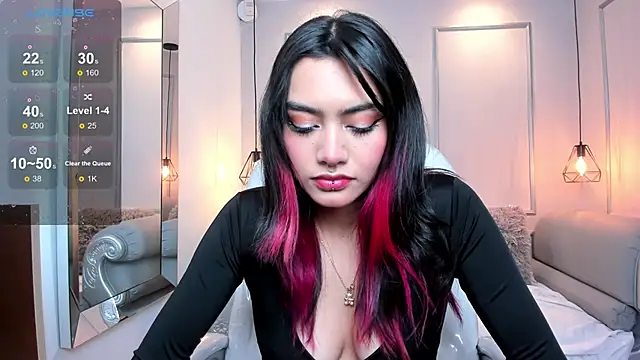 Snapshot of AzuraKindong chatting on 28, 1, 2025 AzuraKindong online show from 28, 1, 2025