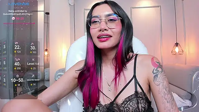 Snapshot of AzuraKindong chatting on 28, 2, 2025 AzuraKindong online show from 28, 2, 2025