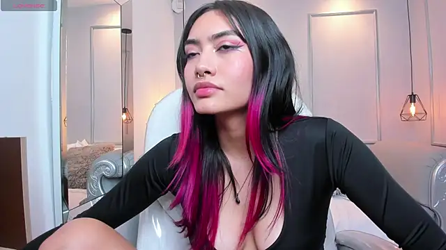 Snapshot of AzuraKindong chatting on 13, 3, 2025 AzuraKindong online show from 13, 3, 2025