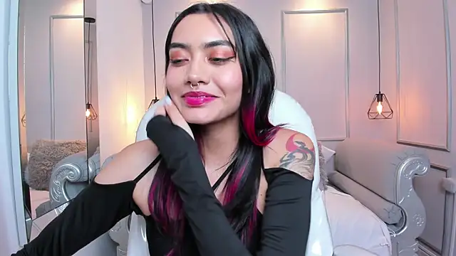 Snapshot of AzuraKindong chatting on 19, 3, 2025 AzuraKindong online show from 19, 3, 2025