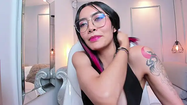 Snapshot of AzuraKindong chatting on 20, 3, 2025 AzuraKindong online show from 20, 3, 2025