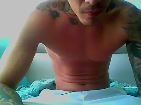 Snapshot of Skater29xx2 chatting on 6, 12, 2024 Skater29xx2 online show from 6, 12, 2024