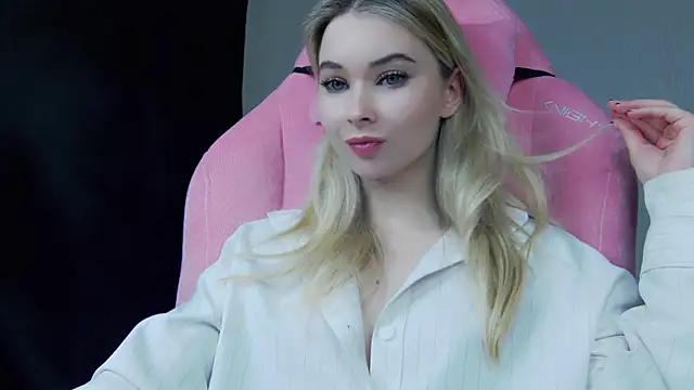 Snapshot of Haters__ chatting on 3, 12, 2025 Haters online show from 3, 12, 2025