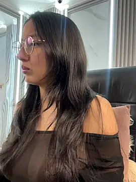 AnyaFloyd69 online show from 3, 12, 2025