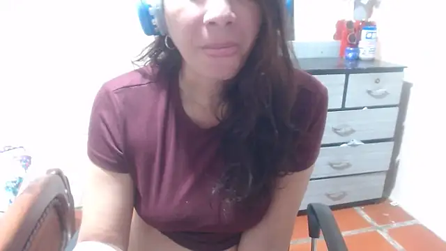 Snapshot of Ainhoa-hot chatting on 10, 5, 2026 Ainhoa-hot online show from 10, 5, 2026