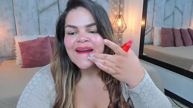 Snapshot of Sara_Thompsoon chatting on 2, 3, 2026 Sara Thompsoon online show from 2, 3, 2026