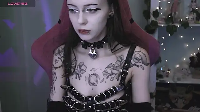 prettybones online show from 28, 4, 2026