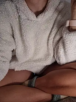 SexyErola27 online show from 13, 1, 2026