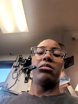 samone9 online show from 8, 2, 2026