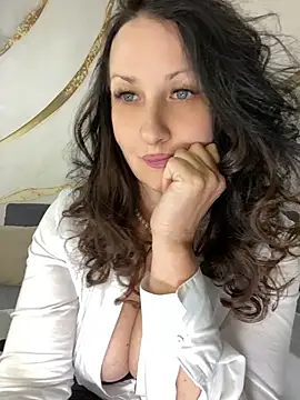 Katie-n online show from 5, 8, 2026