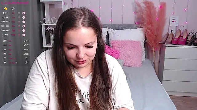 Snapshot of Crazyy_girl_ chatting on 7, 2, 2026 Crazyy girl online show from 7, 2, 2026