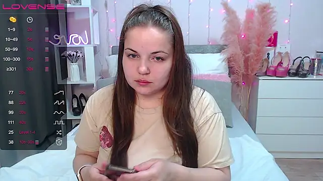 Snapshot of Crazyy_girl_ chatting on 27, 3, 2026 Crazyy girl online show from 27, 3, 2026