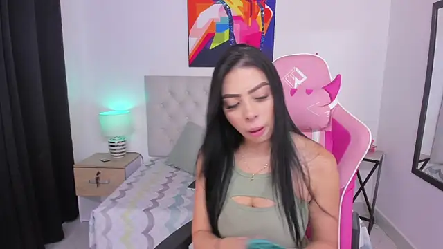 KristalFoxx online show from 8, 10, 2025