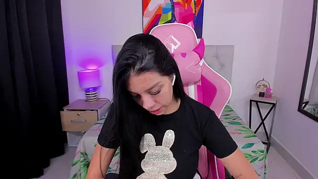 KristalFoxx online show from 12, 10, 2025