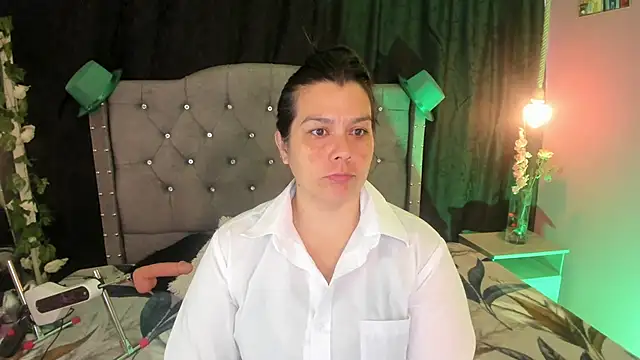 martina foxy  online show from 18, 3, 2025