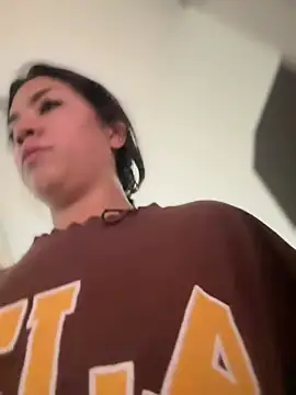 Mila Morgan online show from 4, 2, 2026