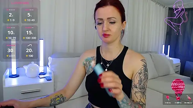 ElisaJane online show from 19, 2, 2025