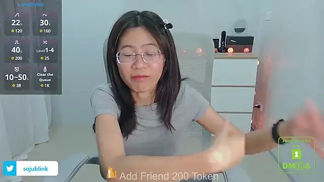 Snapshot of littlemiilk chatting on 20, 3, 2025 littlemiilk online show from 20, 3, 2025