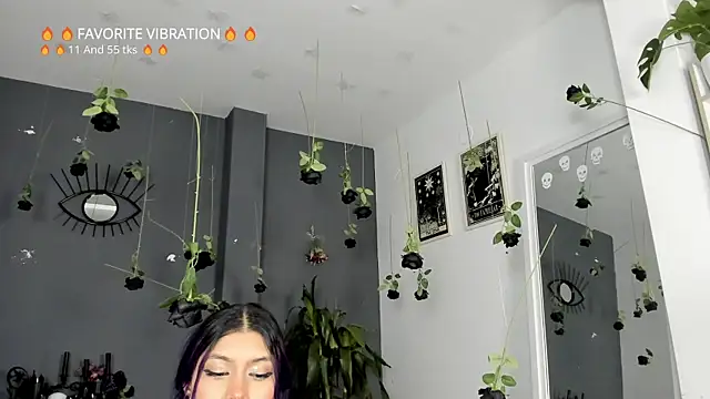 Snapshot of Raven_Witch_ chatting on 7, 3, 2026 Raven Witch online show from 7, 3, 2026