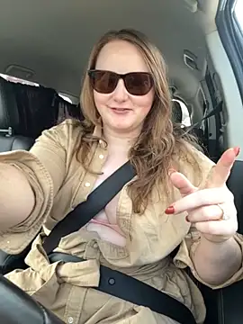 GingerSnap33 online show from 2, 11, 2025