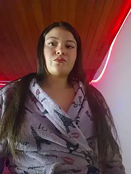 Snapshot of juli05star20 chatting on 17, 5, 2026 juli05star20 online show from 17, 5, 2026