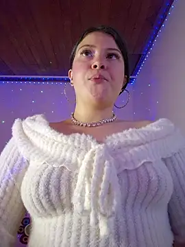 Snapshot of juli05star20 chatting on 9, 7, 2026 juli05star20 online show from 9, 7, 2026