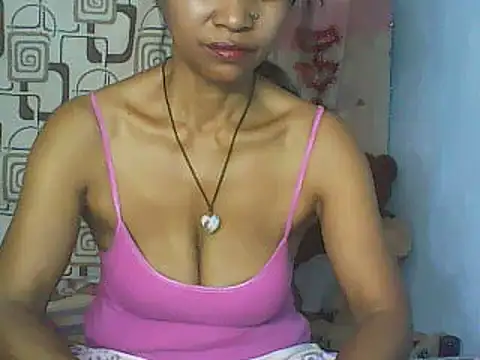 Snapshot of nene_belle chatting on 26, 4, 2026 nene belle online show from 26, 4, 2026
