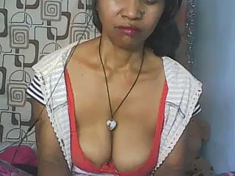 Snapshot of nene_belle chatting on 5, 6, 2026 nene belle online show from 5, 6, 2026