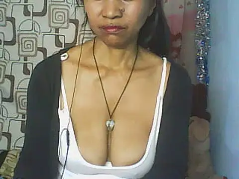 Snapshot of nene_belle chatting on 23, 7, 2026 nene belle online show from 23, 7, 2026