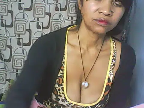Snapshot of nene_belle chatting on 25, 7, 2026 nene belle online show from 25, 7, 2026