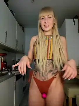 Snapshot of Jenna-Lia chatting on 8, 12, 2024 Jenna-Lia online show from 8, 12, 2024