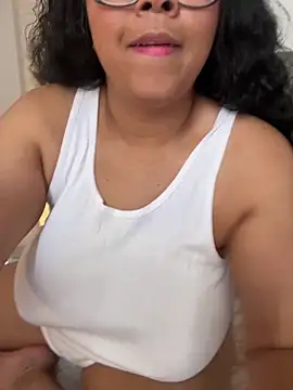 Snapshot of XMara chatting on 7, 2, 2026 XMara online show from 7, 2, 2026