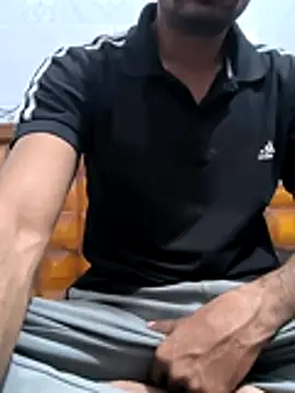 toxicboy121212 online show from 26, 2, 2026