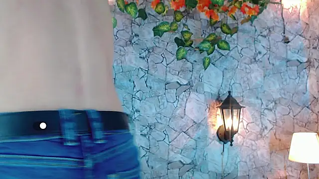 Snapshot of SexyJuliii21 chatting on 12, 1, 2025 SexyJuliii21 online show from 12, 1, 2025