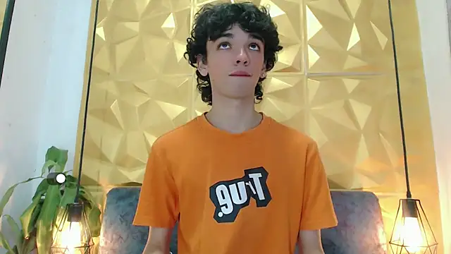 Snapshot of SexyJuliii21 chatting on 11, 2, 2025 SexyJuliii21 online show from 11, 2, 2025