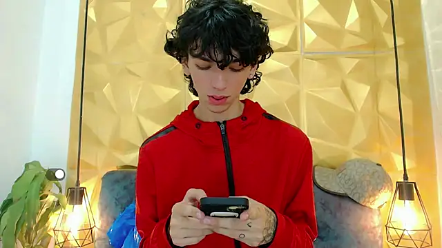 Snapshot of SexyJuliii21 chatting on 9, 3, 2025 SexyJuliii21 online show from 9, 3, 2025