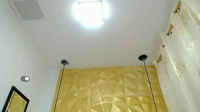 Snapshot of SexyJuliii21 chatting on 21, 3, 2025 SexyJuliii21 online show from 21, 3, 2025