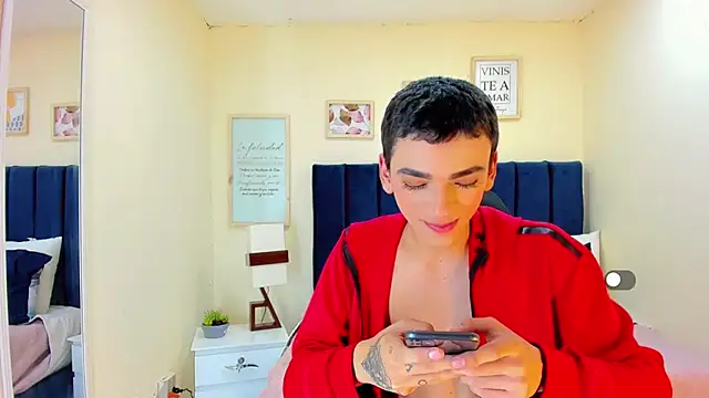 Snapshot of SexyJuliii21 chatting on 16, 9, 2025 SexyJuliii21 online show from 16, 9, 2025