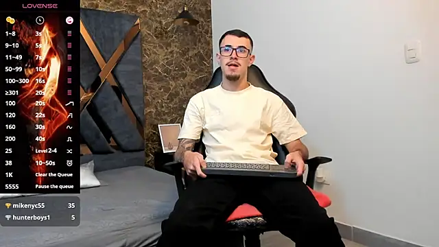 Snapshot of CodyWalkerR chatting on 17, 1, 2025 CodyWalkerR online show from 17, 1, 2025